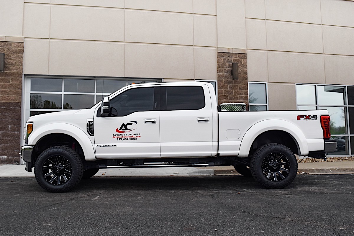 Ford F-250 Super Duty with Fuel 1-Piece Wheels Contra - D615